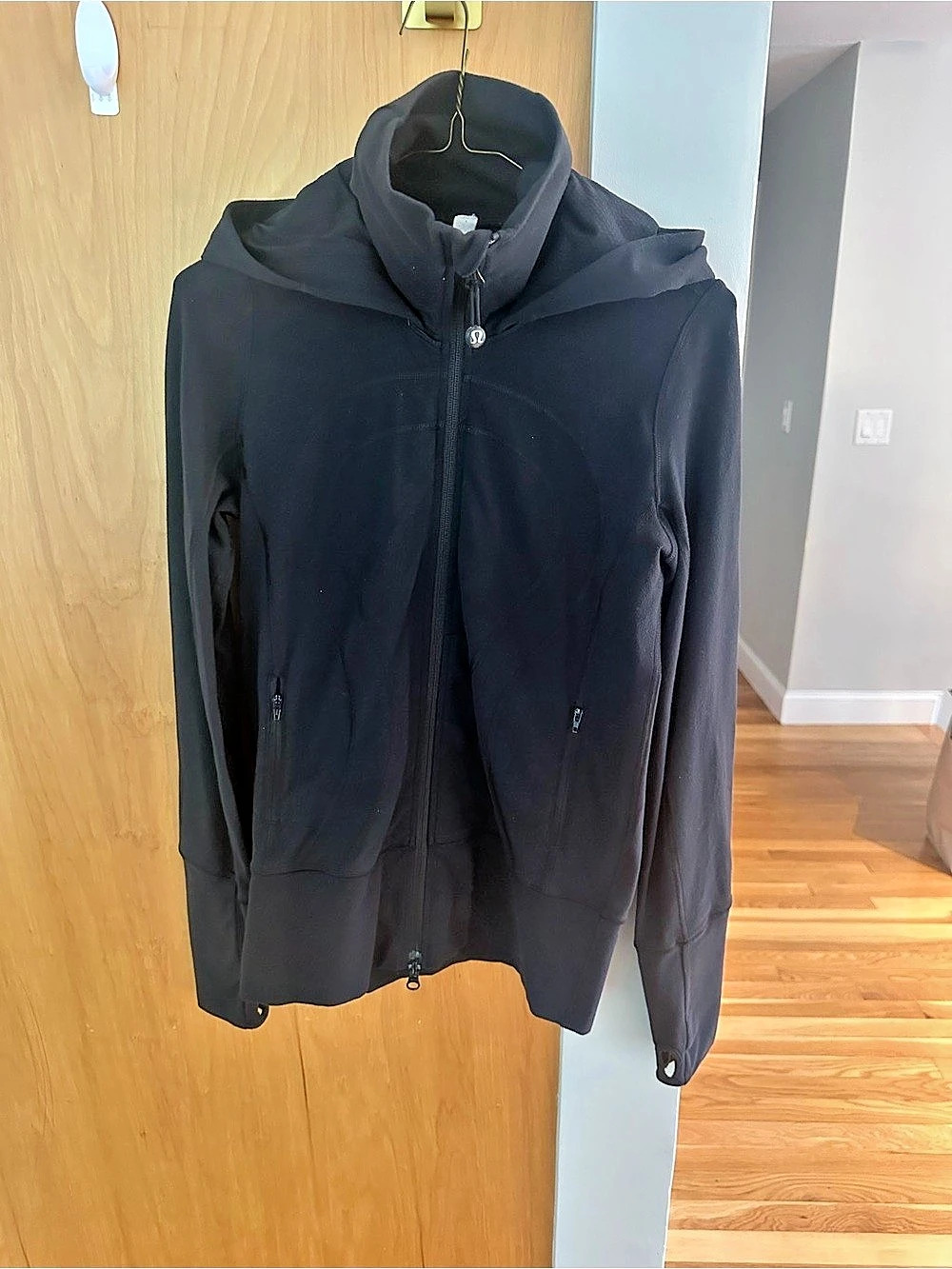 lululemon Define Jacket Black Hooded Full-Zip Jacket size 4
